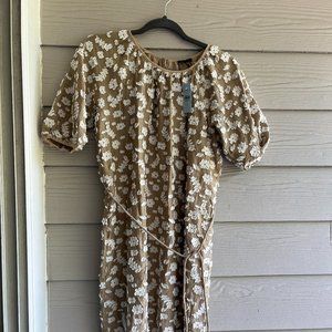 Ann Taylor Loft White Floral Green dress size 4 NWT